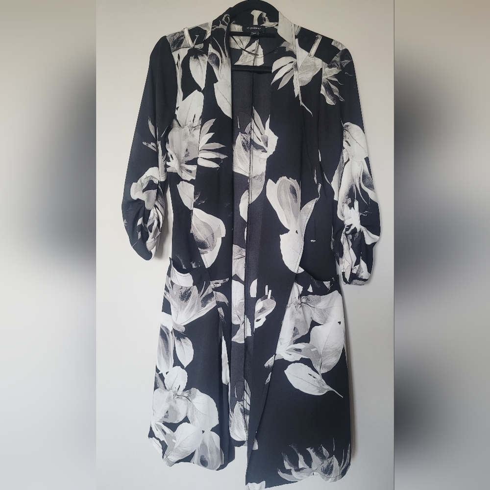 Le chateau robe overpiece size small